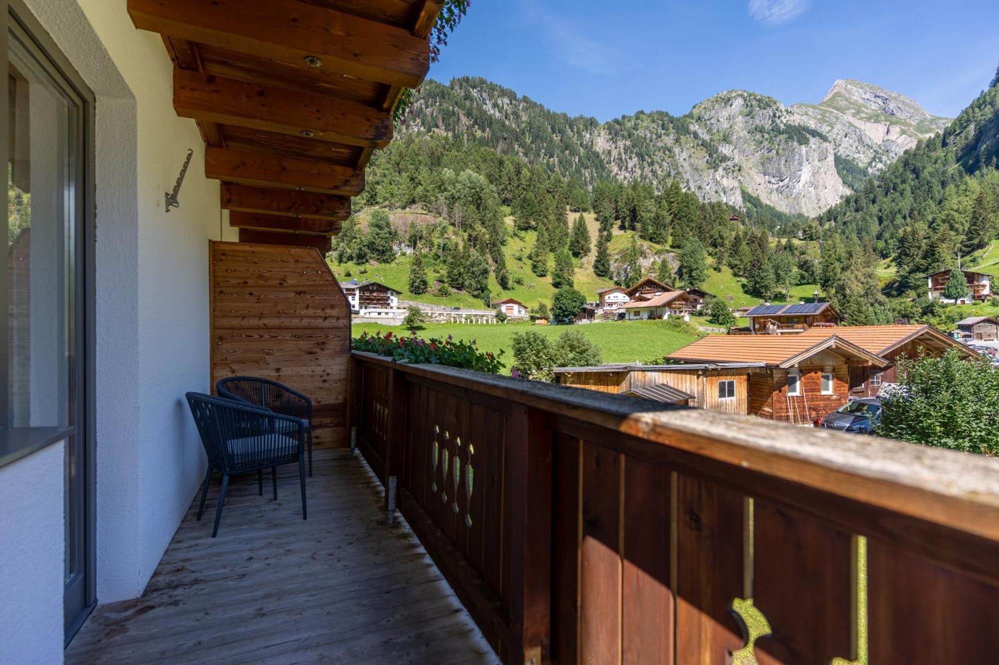 Heimat - Das Natur Resort Prägraten Exteriör bild