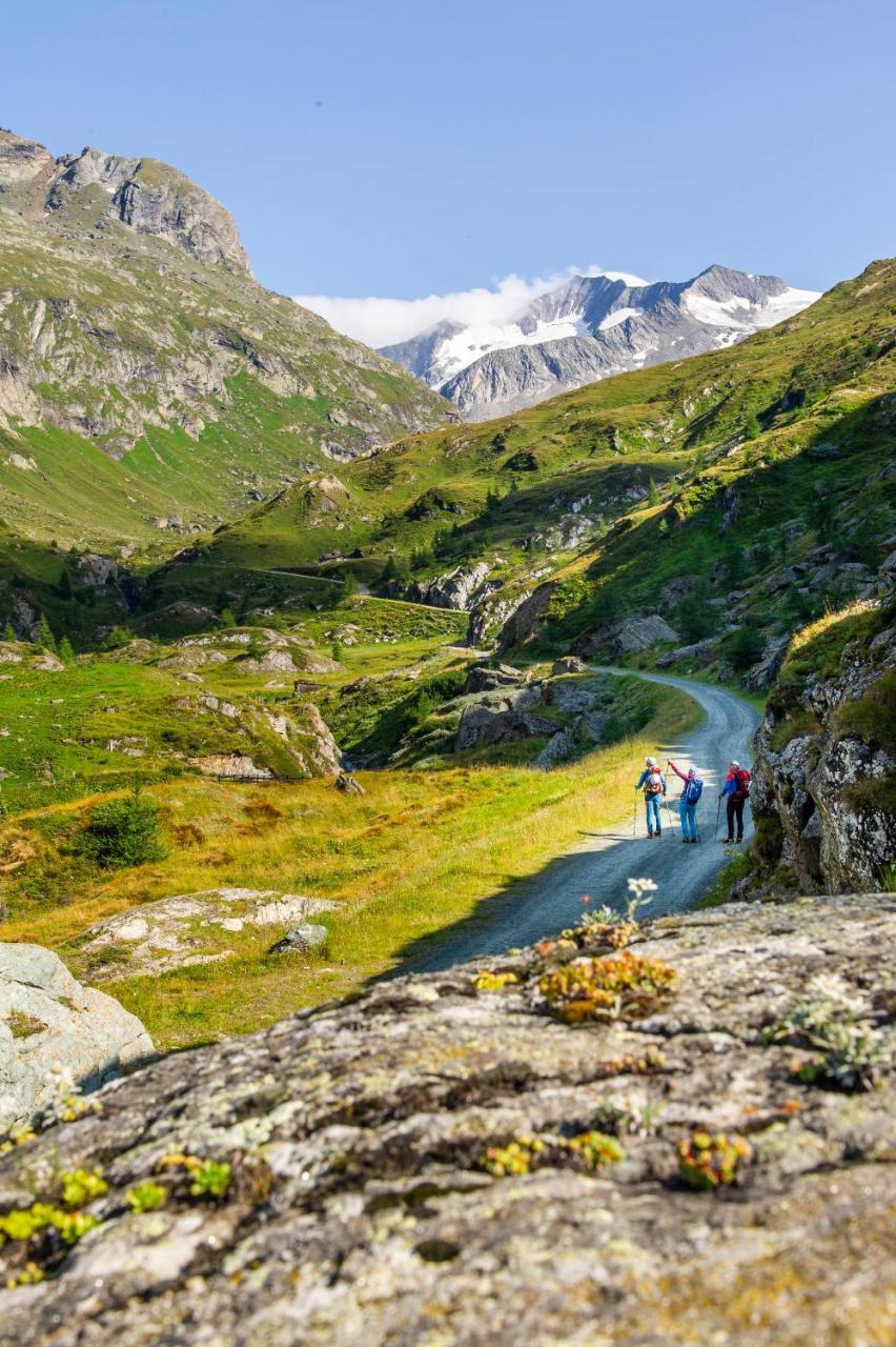 Heimat - Das Natur Resort Prägraten Exteriör bild