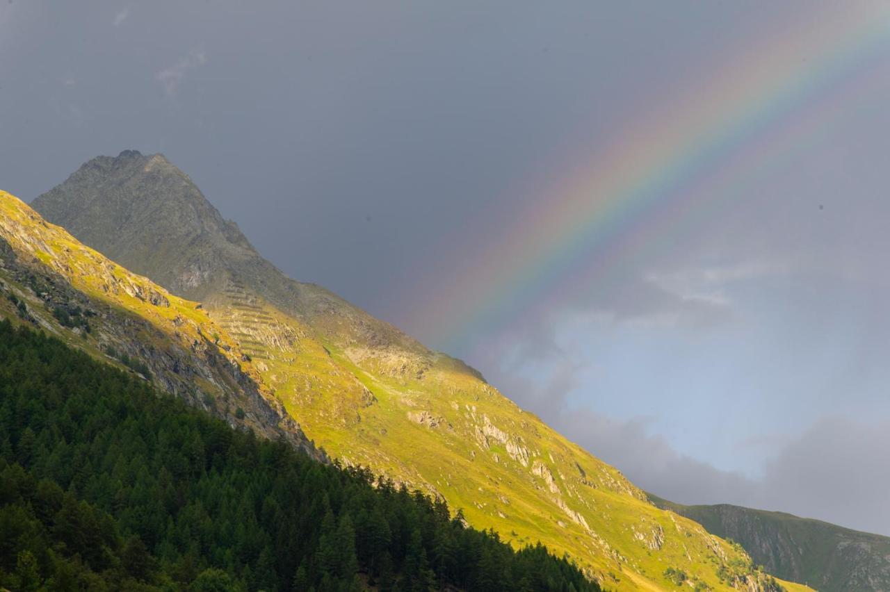 Heimat - Das Natur Resort Prägraten Exteriör bild